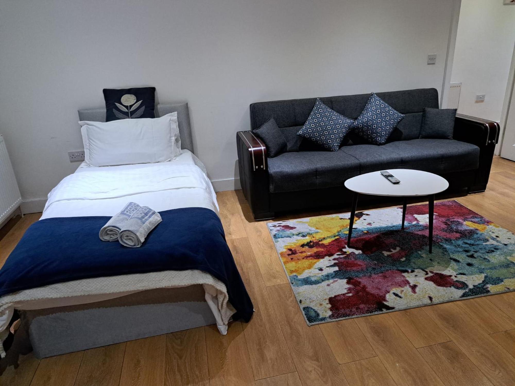 Simply Relax,1 Eastham London Apartment Екстериор снимка